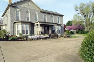 518 Hill St, Coshocton, OH 43812 - Photo 2