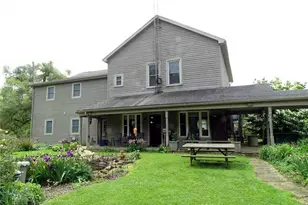 518 Hill St, Coshocton, OH 43812 - Photo 12