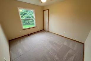 6012 Champagne, Medina, OH 44256 - Photo 12