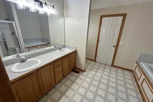 6012 Champagne, Medina, OH 44256 - Photo 20