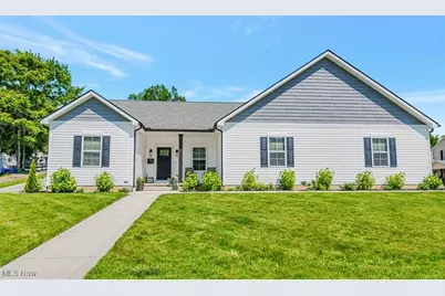 614 N 11th Street, Cambridge, OH 43725 - Photo 1