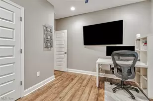 614 N 11th St, Cambridge, OH 43725 - Photo 14