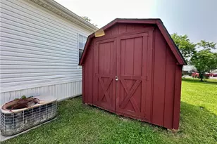 87 S Byron Dr, Wintersville, OH 43953 - Photo 4