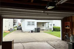 453 Kenyon Ave, Elyria, OH 44035 - Photo 22