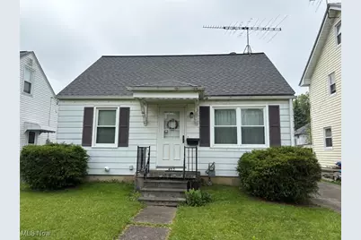 453 Kenyon Avenue, Elyria, OH 44035 - Photo 2