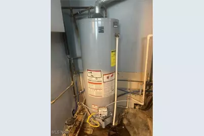 18309 Rockland Avenue, Loveland, OH 44135 - Photo 14