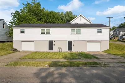 1636 Superior Avenue NE, Canton, OH 44705 - Photo 1
