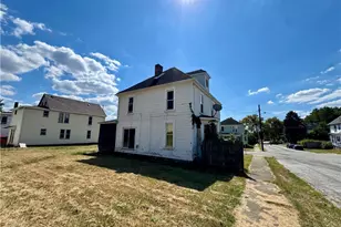 1321 Plum St, Steubenville, OH 43952 - Photo 2