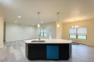 279 Haley Cir, Weirton, WV 26062 - Photo 8