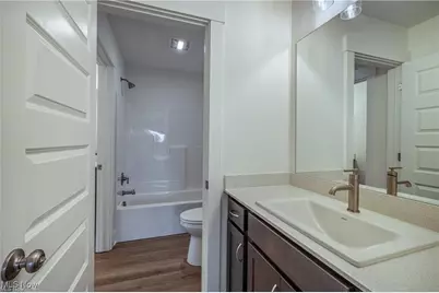 2105 Glenmont Drive, Brunswick, OH 44212 - Photo 24
