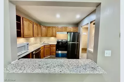 1330 Meadow Run, Copley, OH 44321 - Photo 8