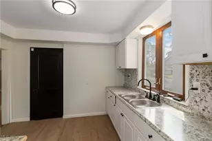 3338 E 130th St, Loveland, OH 44120 - Photo 14