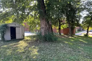 1112 Wheeling Ave, Zanesville, OH 43701 - Photo 6