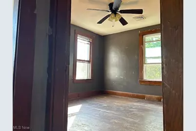 1112 Wheeling Avenue, Zanesville, OH 43701 - Photo 16