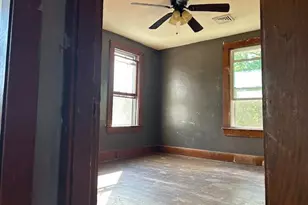 1112 Wheeling Ave, Zanesville, OH 43701 - Photo 16