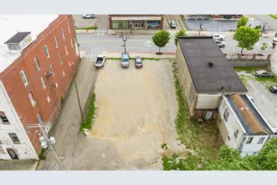 927 Wheeling Avenue, Cambridge, OH 43725 - Photo 8