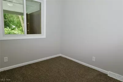 2382 Mogadore Road, Akron, OH 44312 - Photo 22