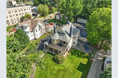 697 W Market Street, Akron, OH 44303 - Photo 48