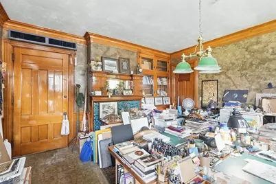 697 W Market Street, Akron, OH 44303 - Photo 38