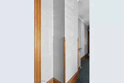 697 W Market Street, Akron, OH 44303 - Photo 24