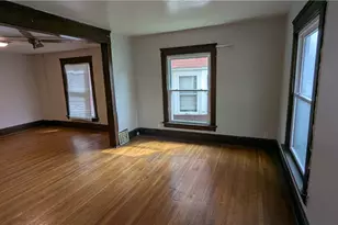 393 Spicer Street, Akron, OH 44311 - Photo 2