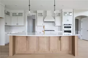 32601 Royal Troon Dr, Avon Lake, OH 44012 - Photo 18