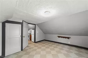 3334 W 82nd St, Loveland, OH 44102 - Photo 18