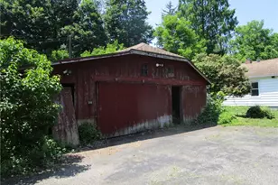 220 Daniels Ave, Conneaut, OH 44030 - Photo 4