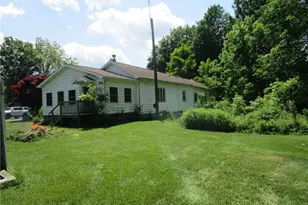 220 Daniels Ave, Conneaut, OH 44030 - Photo 2