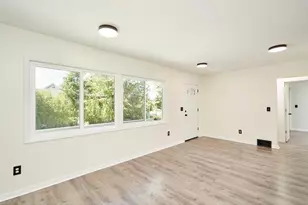 905 National Ave, Akron, OH 44314 - Photo 2