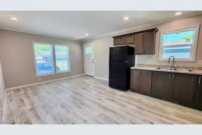8323 Eagle Road #42, Kirtland, OH 44094 - Photo 8