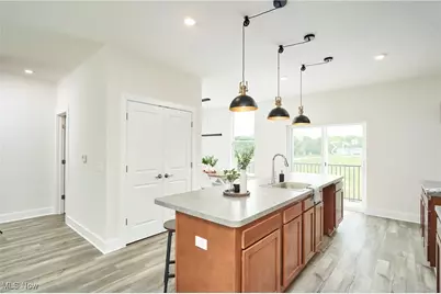 606 Mull Avenue #13, Akron, OH 44313 - Photo 8