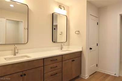 456 Bordeaux Boulevard, Grandview Heights, OH 44147 - Photo 14