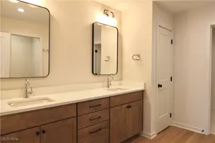 456 Bordeaux Blvd, Grandview Heights, OH 44147 - Photo 14