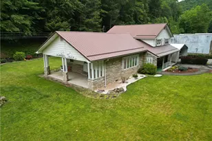 13088 Clay Hwy, Lizemores, WV 25125 - Photo 24