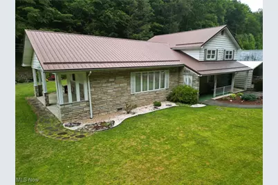 13088 Clay Highway, Lizemores, WV 25125 - Photo 10