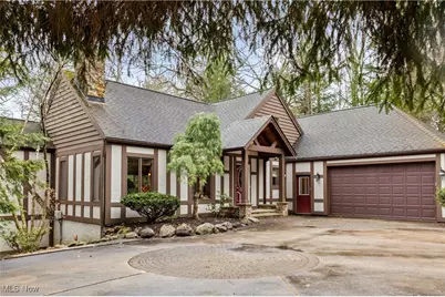 1364 Echo Glen, Gates Mills, OH 44040 - Photo 2