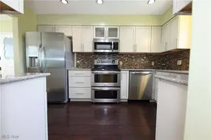 3901 Beaumont Dr, Weirton, WV 26062 - Photo 10