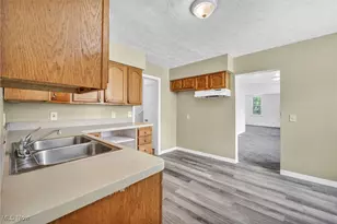 4571 Sackett Ave, Loveland, OH 44109 - Photo 8