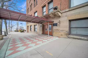 1133 W 9th St, Loveland, OH 44113 - Photo 18