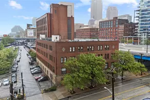 1133 W 9th St, Loveland, OH 44113 - Photo 2