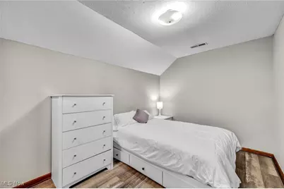 7454 Euclid Chardon Road, Kirtland, OH 44094 - Photo 38