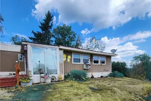 23516 Hideaway Dr, Senecaville, OH 43780 - Photo 12