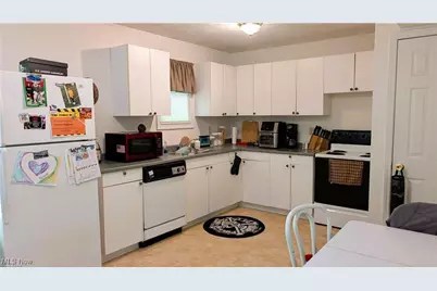 33 Alaska Avenue, Chester, WV 26034 - Photo 4