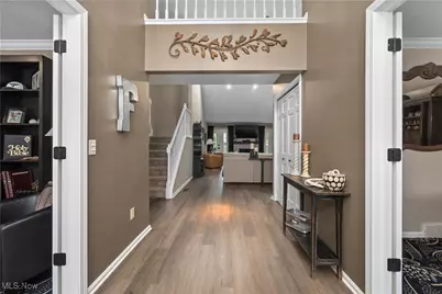 118 Brandemere Court, Elyria, OH 44035 - Photo 4