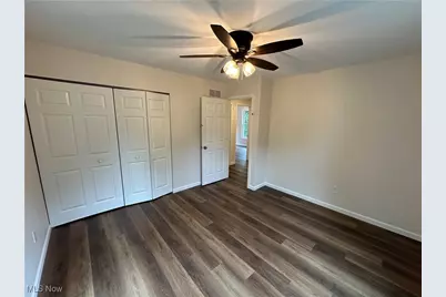 1048 Cliff View Street, Youngstown, OH 44502 - Photo 12