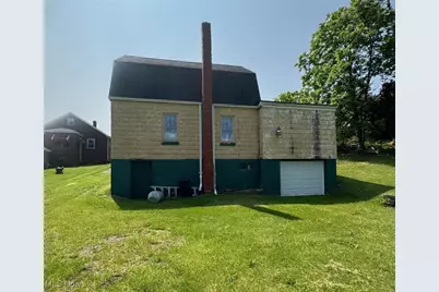 115 1/2 Ekey Street, Steubenville, OH 43953 - Photo 2