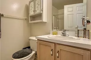 203 Willow Brook Dr NE, Warren, OH 44483 - Photo 26