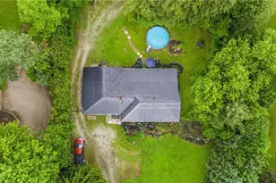 8902 Taylor May Rd, Chagrin Falls, OH 44023 - Photo 4