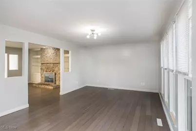 5605 Pleasant View Drive, Nashport, OH 43830 - Photo 6